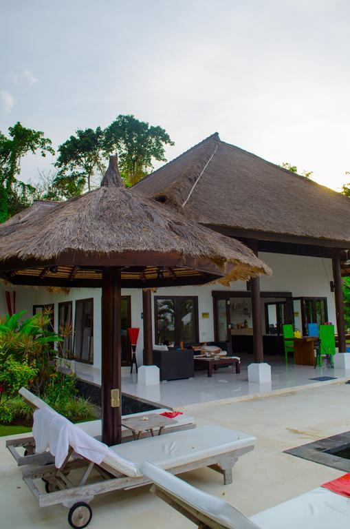 Villa Danison Umeanyar Buitenkant foto