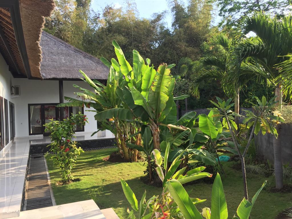 Villa Danison Umeanyar Buitenkant foto