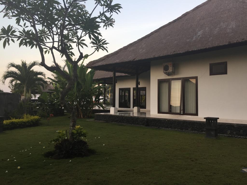 Villa Danison Umeanyar Buitenkant foto